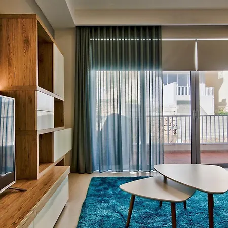 Malta's Stylish In *