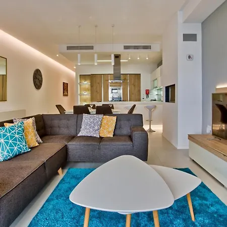 Malta's Stylish In Apartment