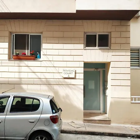 Malta's Stylish In *