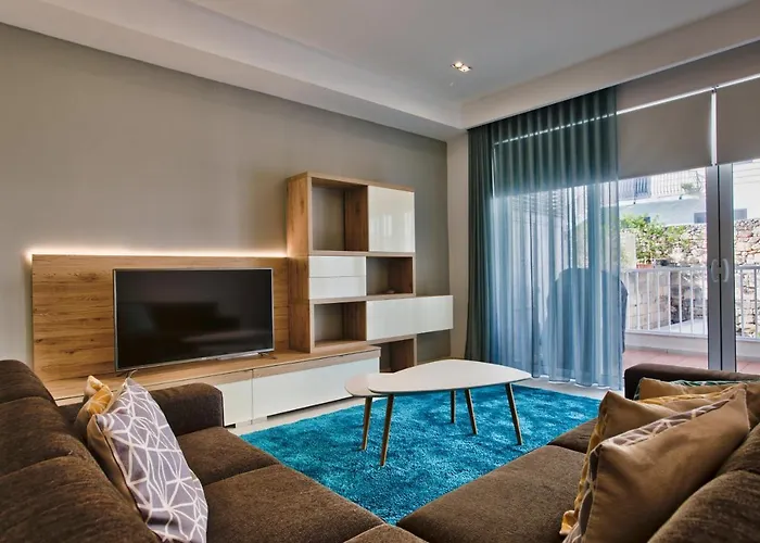 Malta's Stylish In *